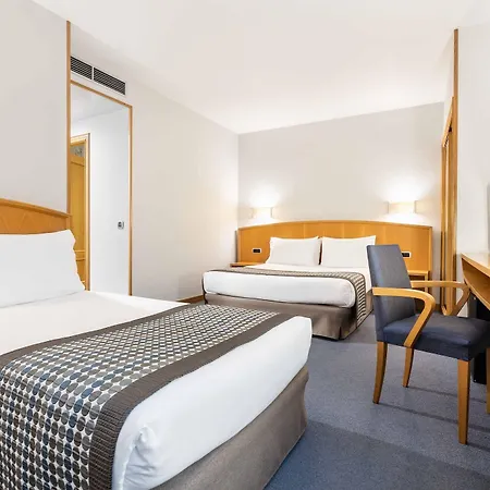 Hotel Exe Area 3*