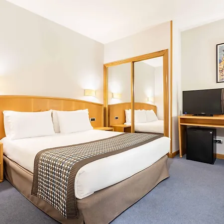 Hotel Exe Area