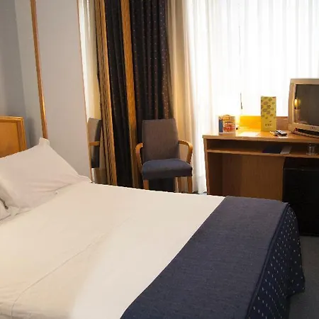 Hotel Exe Area 3*